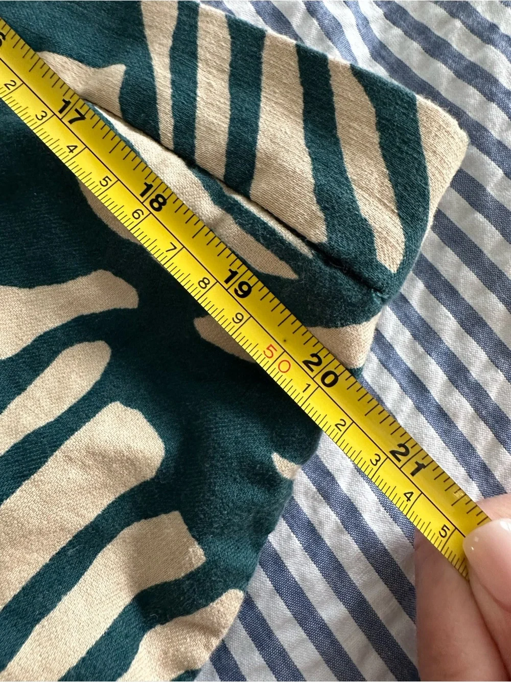 Banana Republic Green and Cream Wide-Leg Printed Pants